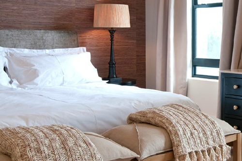 The Rex Hotel bedroom [2]